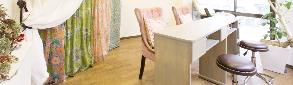 トゥー・バイ・エム